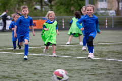 Schoolvoetbal-groep-1-2-145-van-193